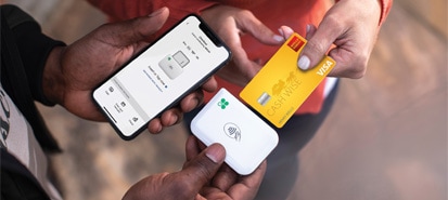 Clover Go taking a payment from a mobile phone.